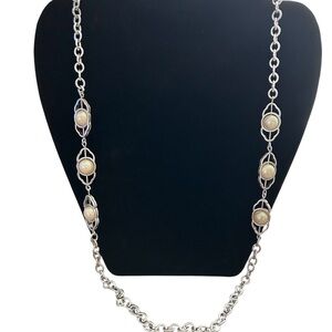 Monet Vintage Silver and Pearl Necklace-Amazing Condition!!!